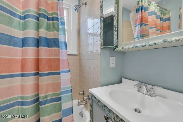 $1,800 | 503 1/2 Park Pl Avenue, Bradley Beach, NJ 07720