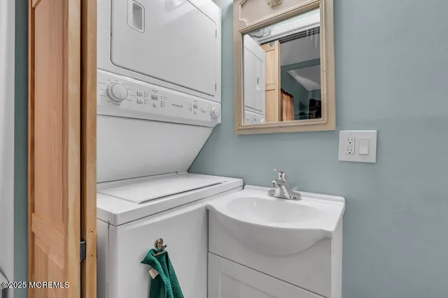 $1,800 | 503 1/2 Park Pl Avenue, Bradley Beach, NJ 07720