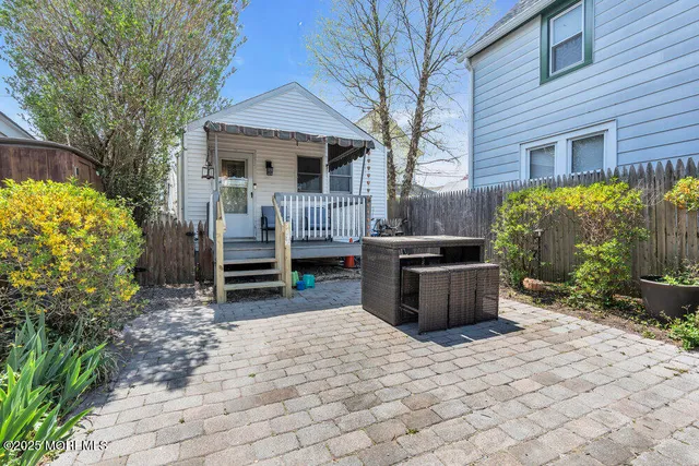 $1,800 | 503 1/2 Park Pl Avenue, Bradley Beach, NJ 07720