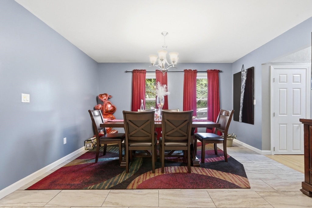 73 Wareham Street Middleboro, MA 02346 - Photo 12 of 37