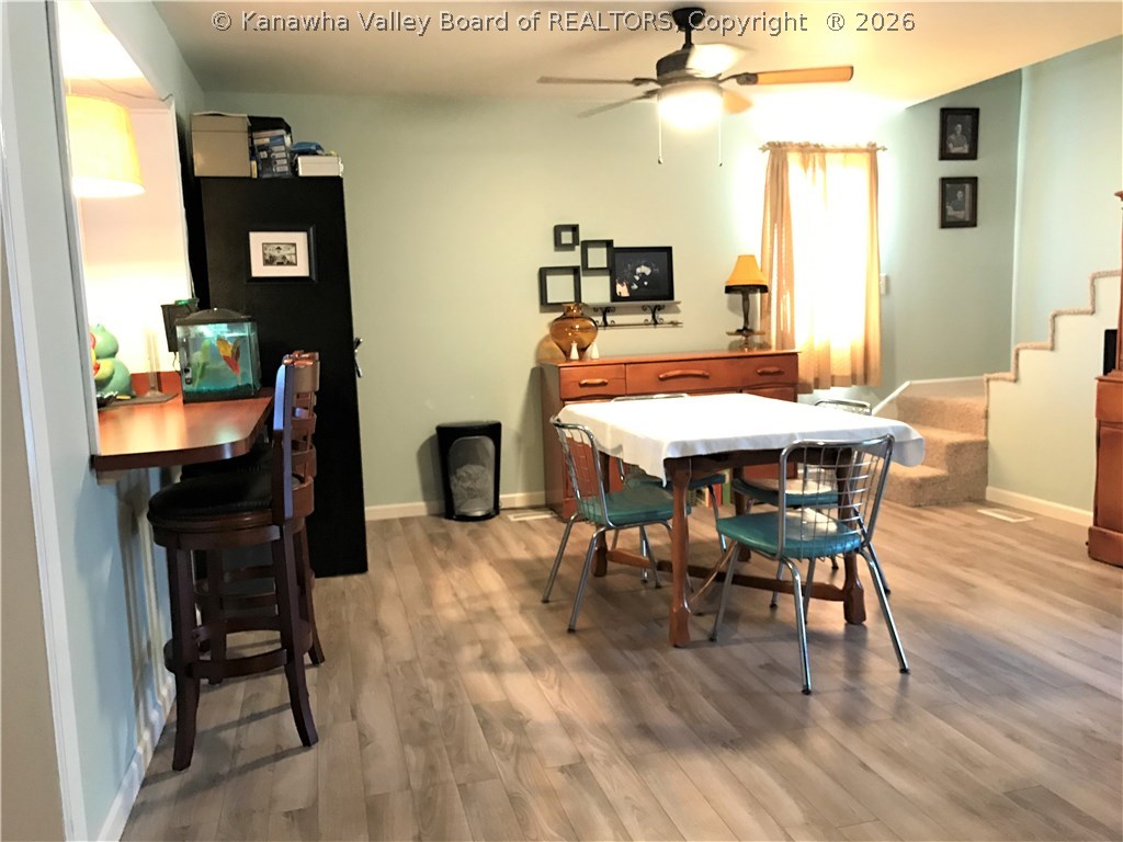 4543 Lower Falls Road St. Albans, WV 25177 - Photo 9 of 24 Dining