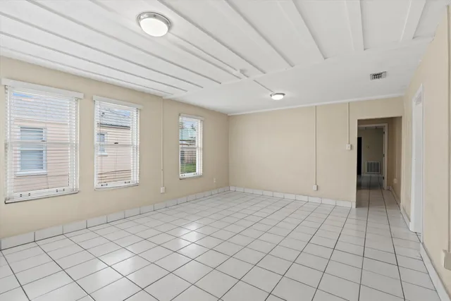 $2,400 | 137 Riberia Street, Unit A, St. Augustine, FL 32084