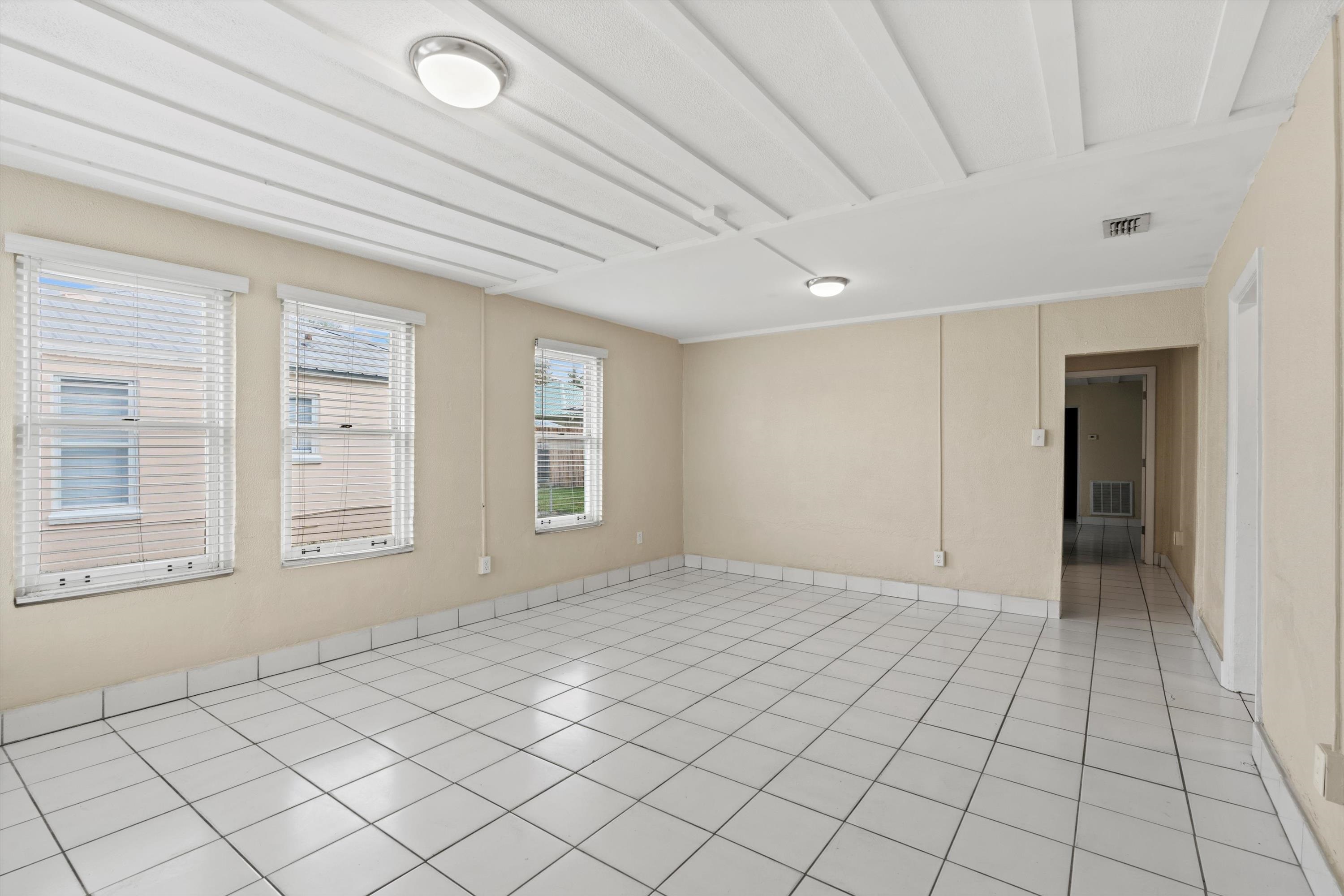 137 Riberia Street, Unit A St. Augustine, FL 32084 - Photo 3 of 25