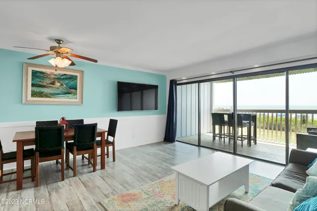 $1,700 | 1311 Lake Park Boulevard South, Unit 10B, Carolina Beach, NC 28428