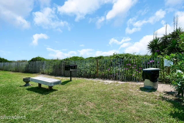 $1,700 | 1311 Lake Park Boulevard South, Unit 10B, Carolina Beach, NC 28428