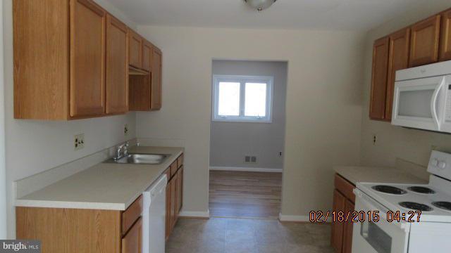 12001 Lanner Place Laurel, MD 20708 - Photo 3 of 5 Kitchen