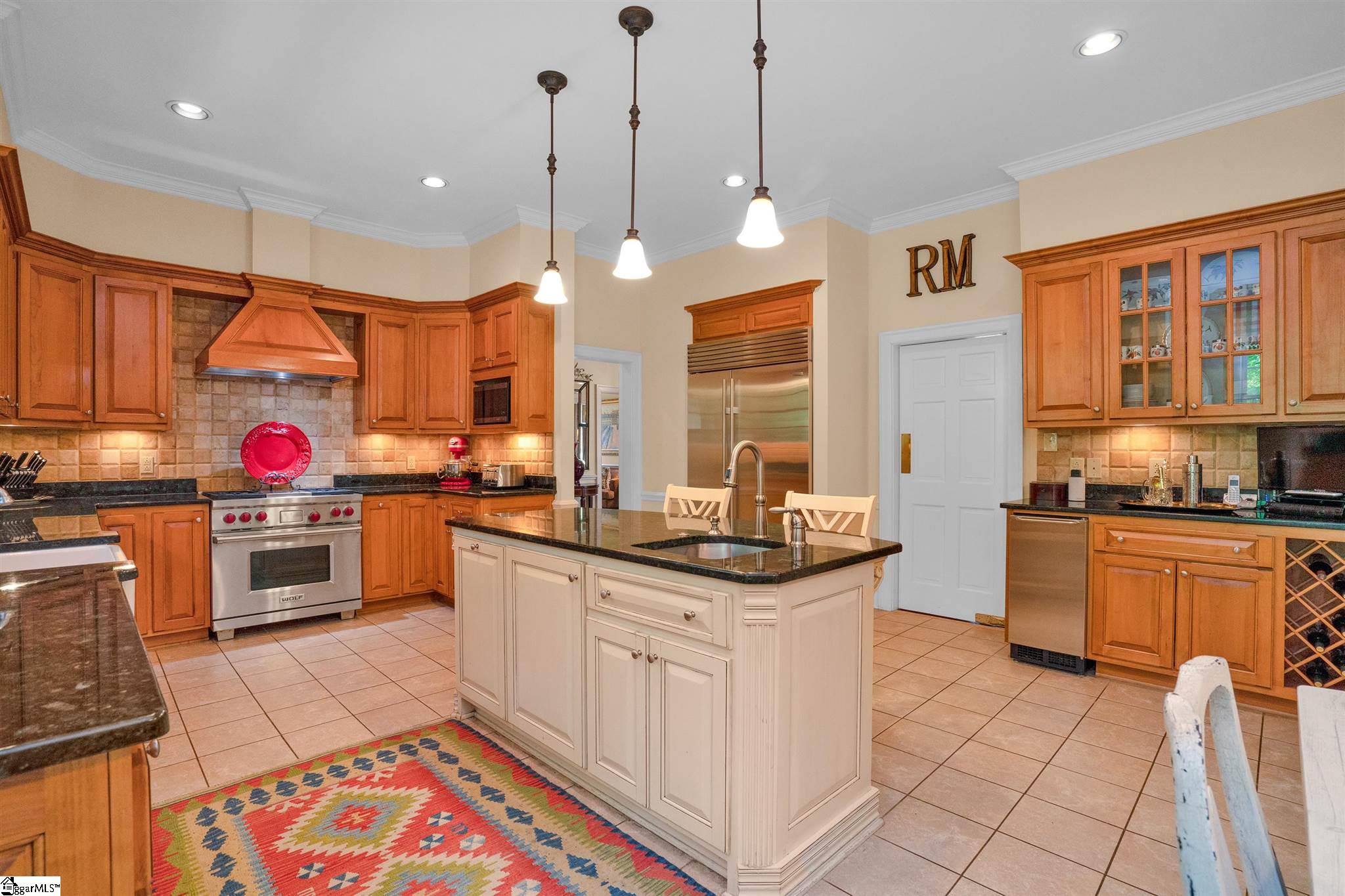 137 Edgecombe Road Spartanburg, SC 29307 - Photo 5 of 36