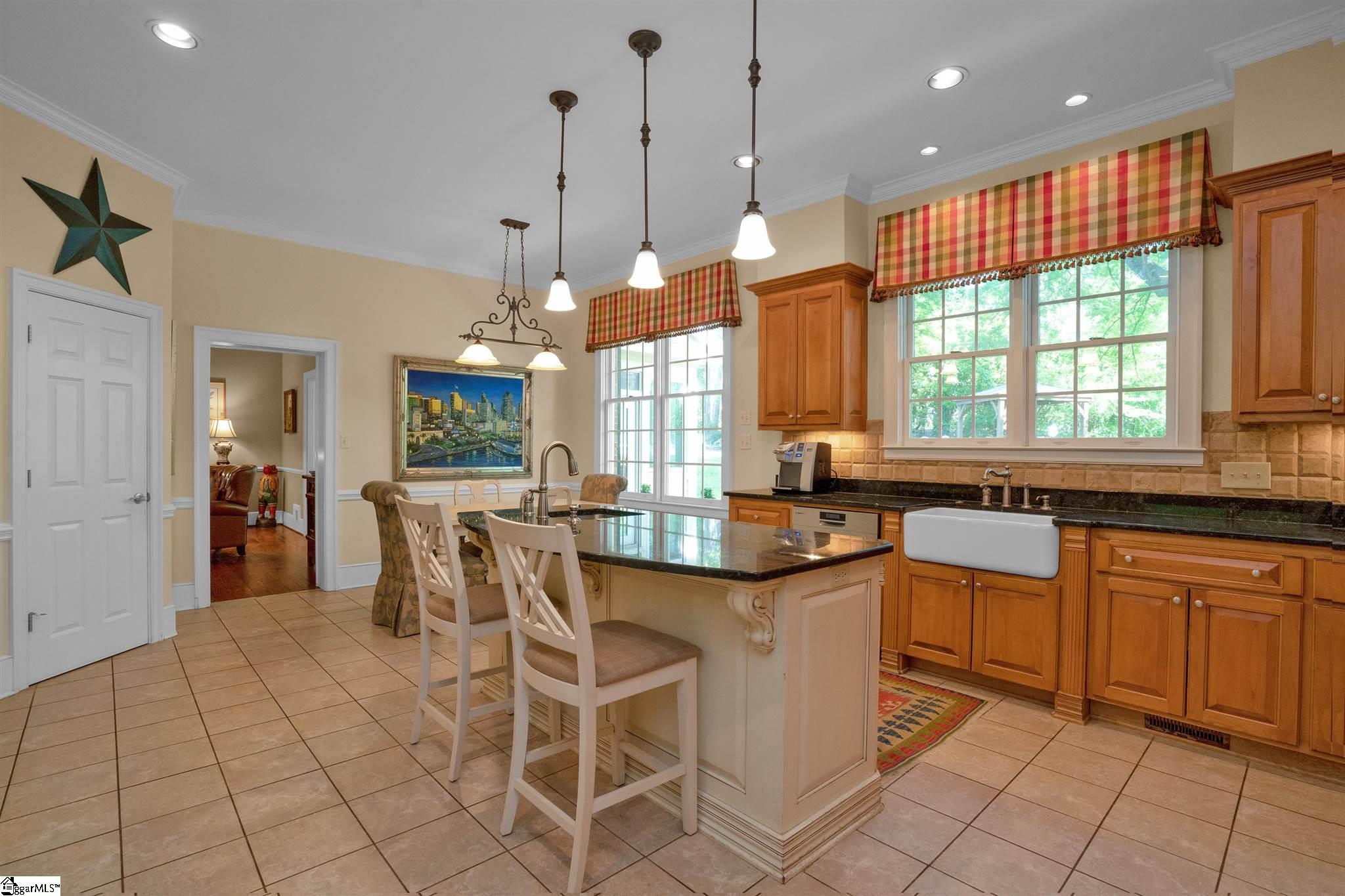 137 Edgecombe Road Spartanburg, SC 29307 - Photo 6 of 36