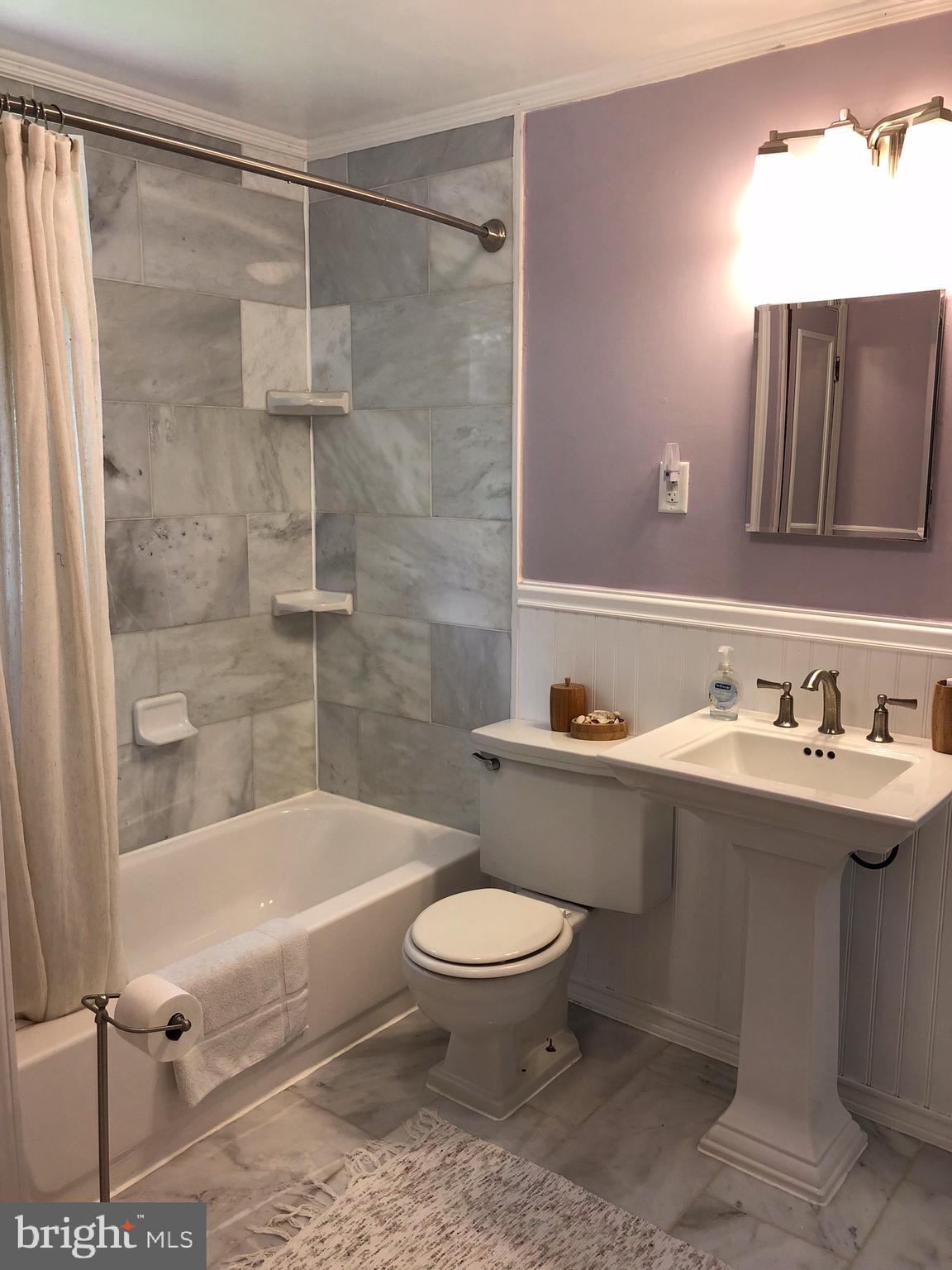 1800 Ridge Road Haymarket, VA 20169 - Photo 22 of 28 4th Bathroom