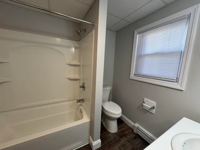 $1,699 | 70 3rd Street, Unit 1, Manchester, NH 03102