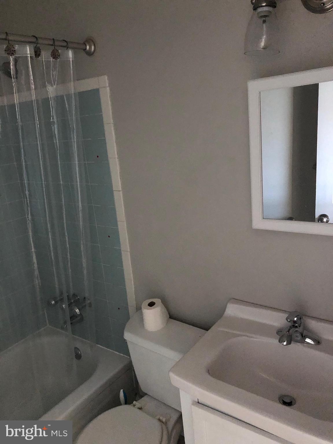 4701 Pennell Road, Unit J2 Aston, PA 19014 - Photo 8 of 15 Bathroom