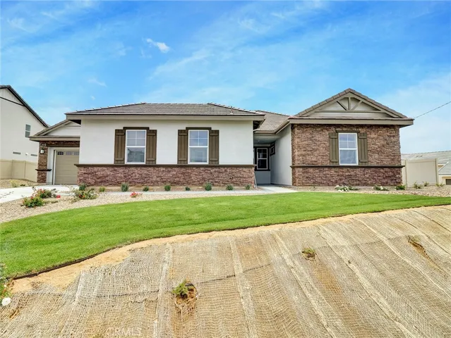 $1,031,550 | 35877 Wildwood Crest Drive, Yucaipa, CA 92399