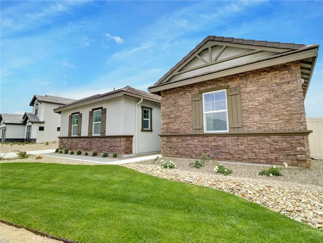 $1,031,550 | 35877 Wildwood Crest Drive, Yucaipa, CA 92399