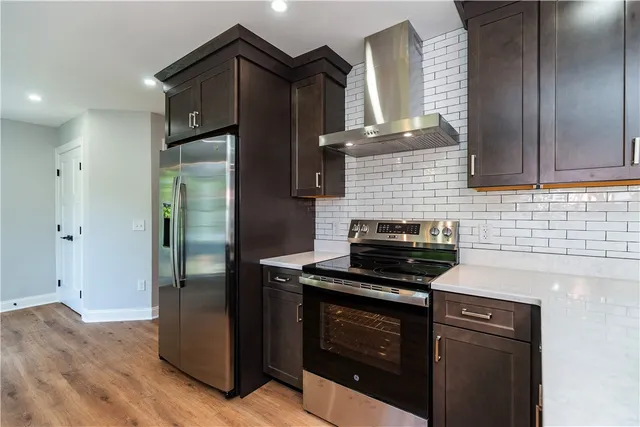 $574,900 | 345 Nausauket Road, Warwick, RI 02886