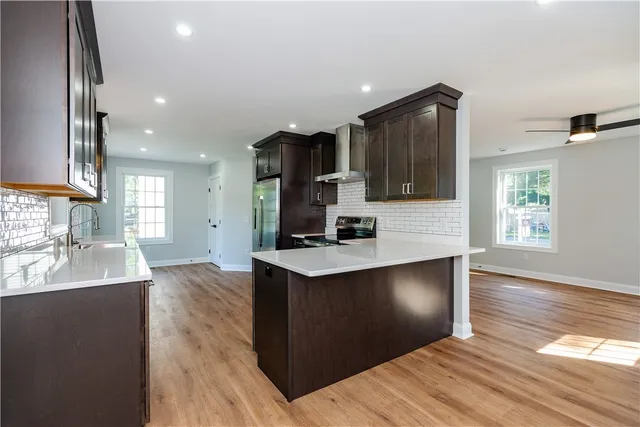 $574,900 | 345 Nausauket Road, Warwick, RI 02886