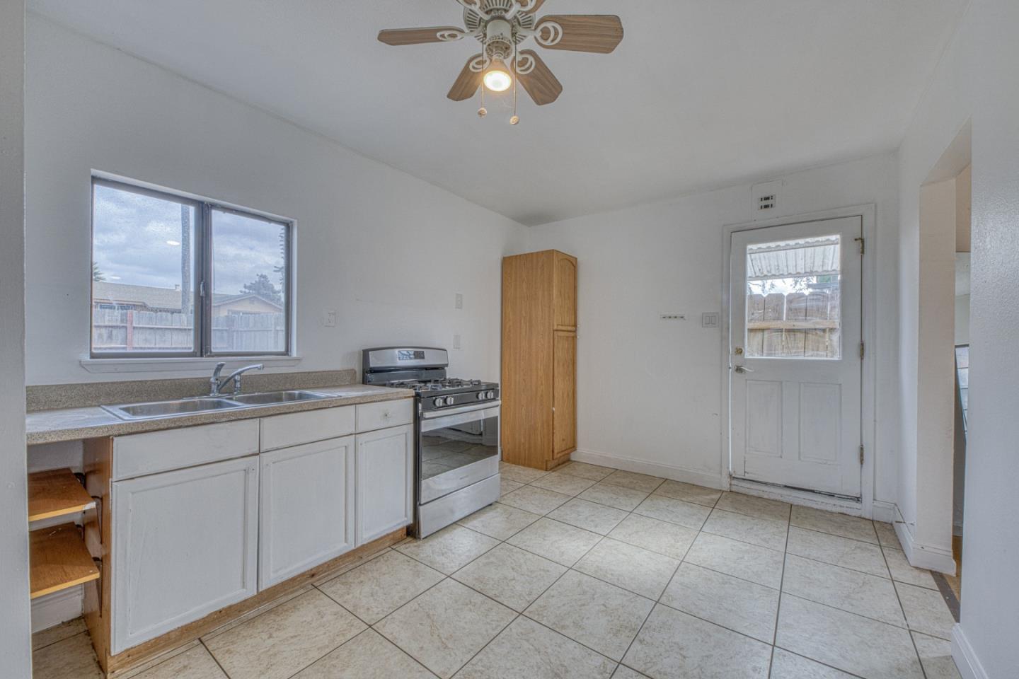 431 Espinosa Road Salinas, CA 93907 - Photo 55 of 96 Gallery Image 55