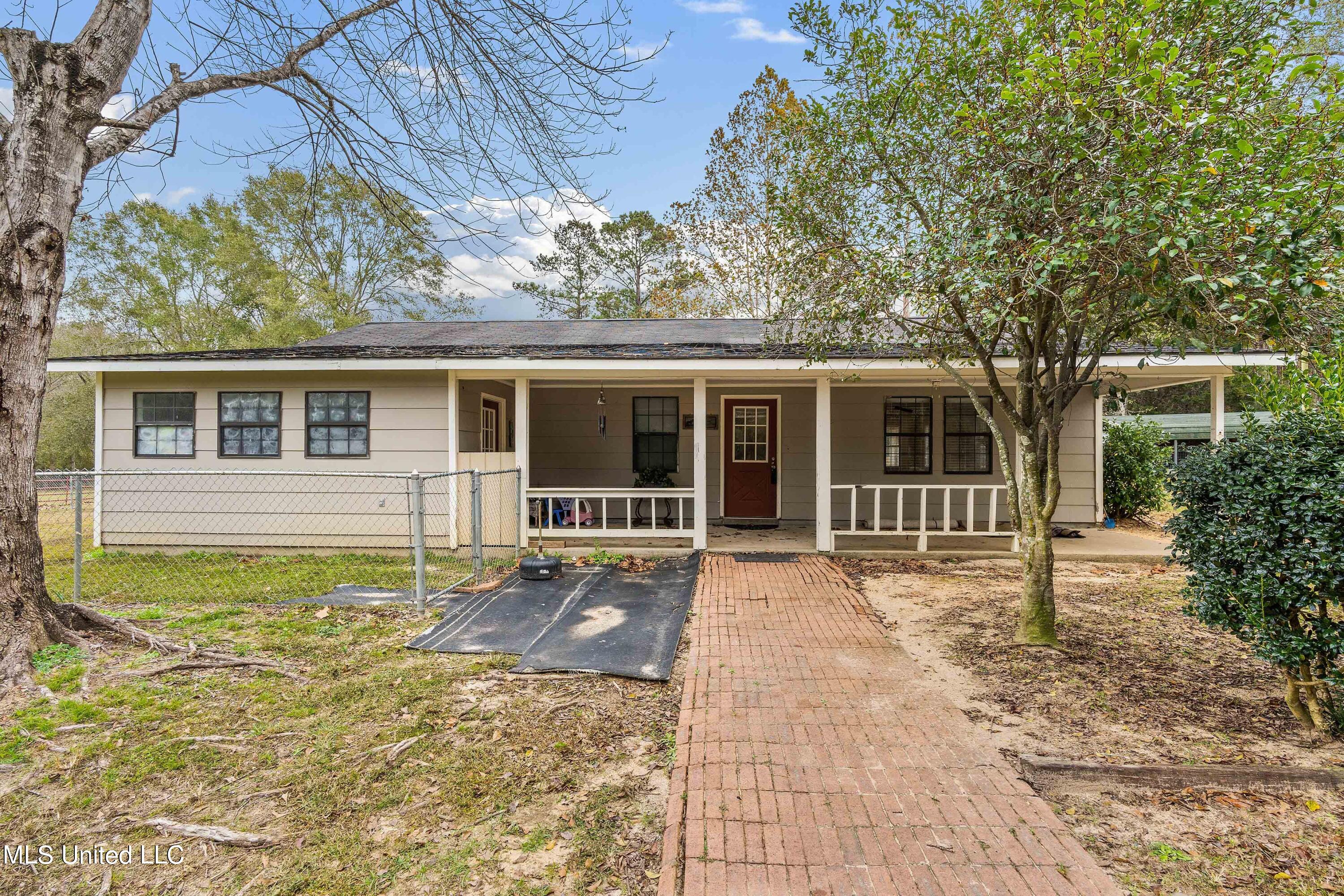 229 Tower Road Wiggins, MS 39577 - Photo 1 of 34 Front of home