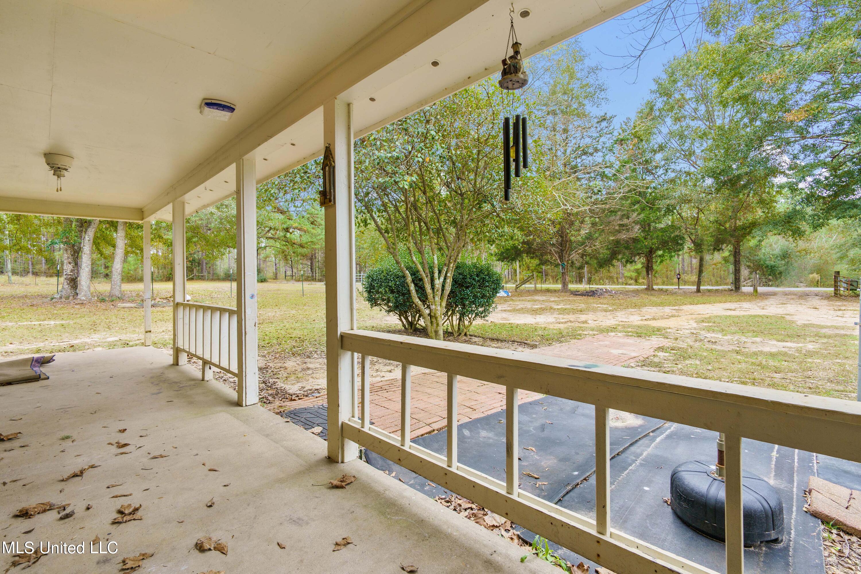 229 Tower Road Wiggins, MS 39577 - Photo 6 of 34 Front porch