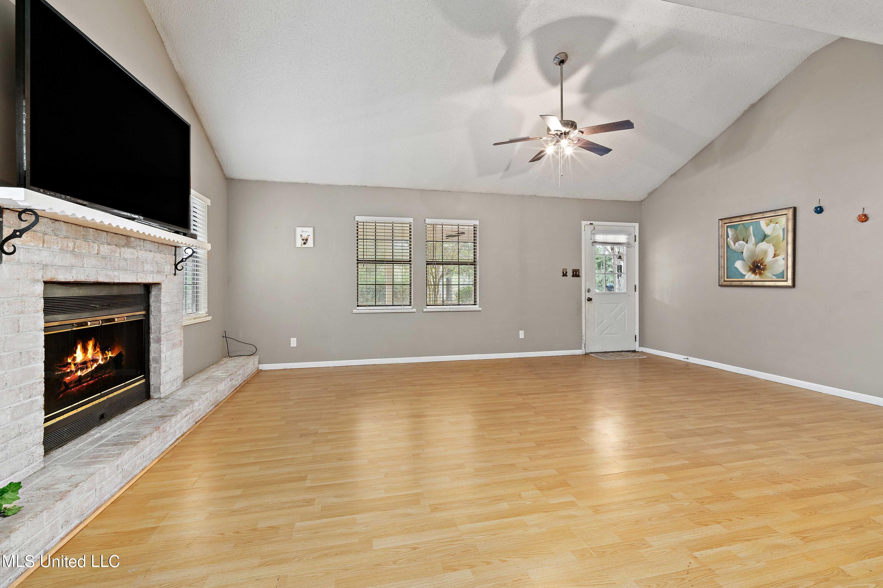 229 Tower Road Wiggins, MS 39577 - Photo 9 of 34 Living room view of front door