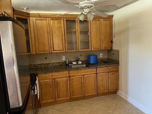 2048 Newcastle A, Unit 2048 Boca Raton, FL 33434 - Photo 3 of 18 KITCHEN