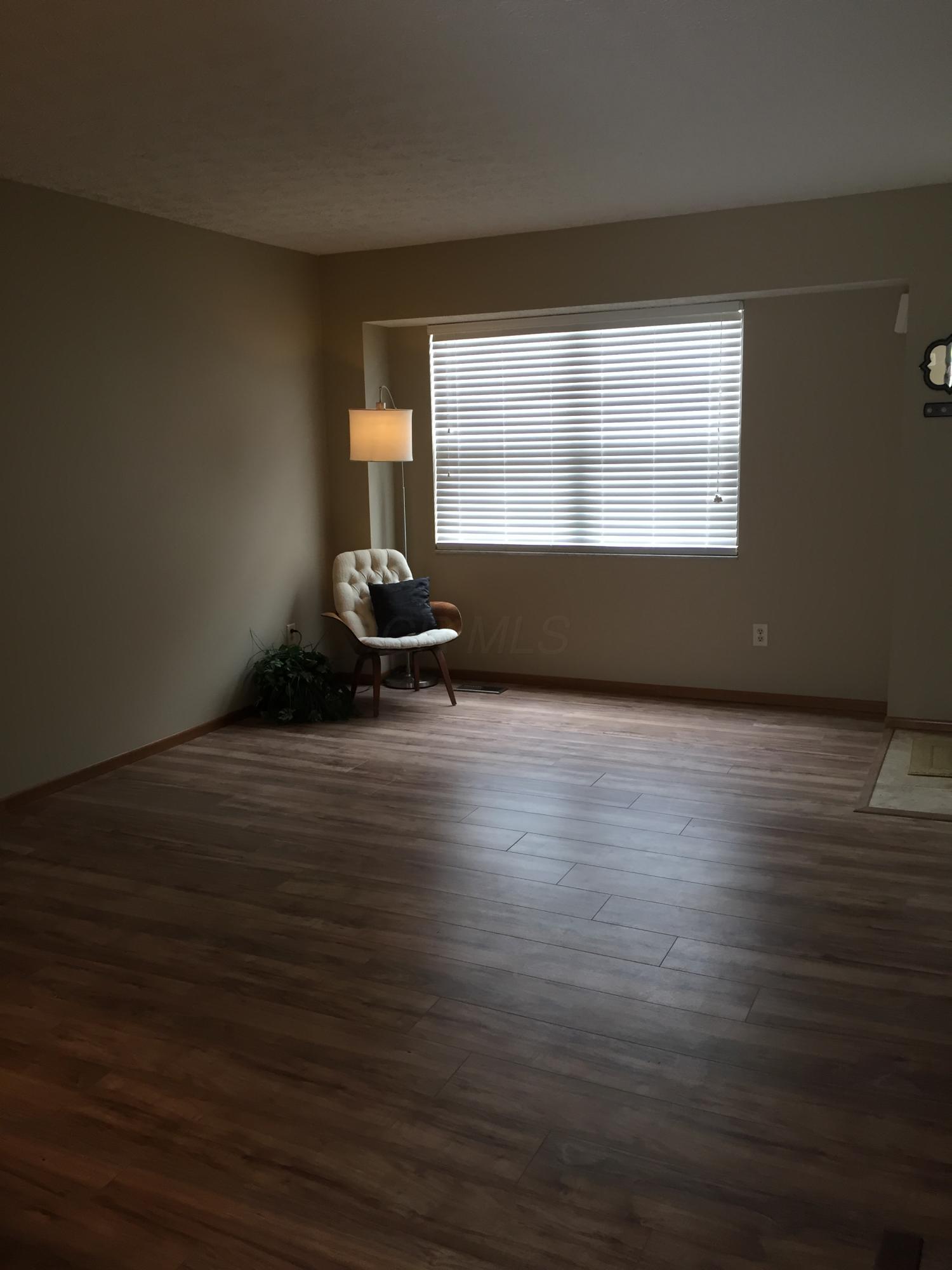 8197 Rochester Way, Unit 25B Westerville, OH 43081 - Photo 3 of 22