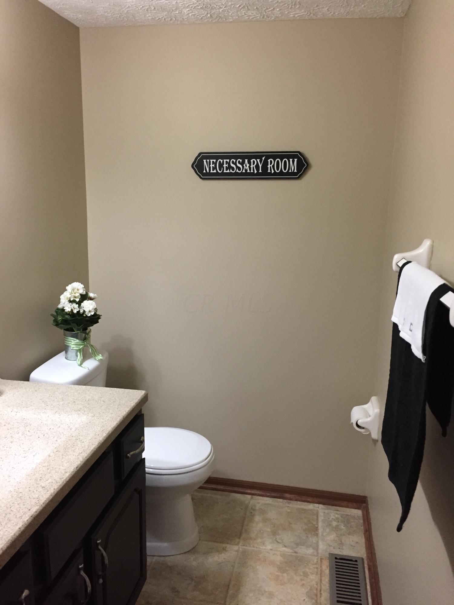 8197 Rochester Way, Unit 25B Westerville, OH 43081 - Photo 4 of 22