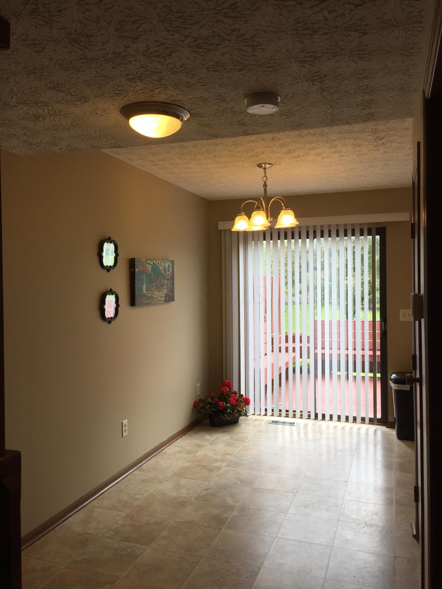 8197 Rochester Way, Unit 25B Westerville, OH 43081 - Photo 7 of 22
