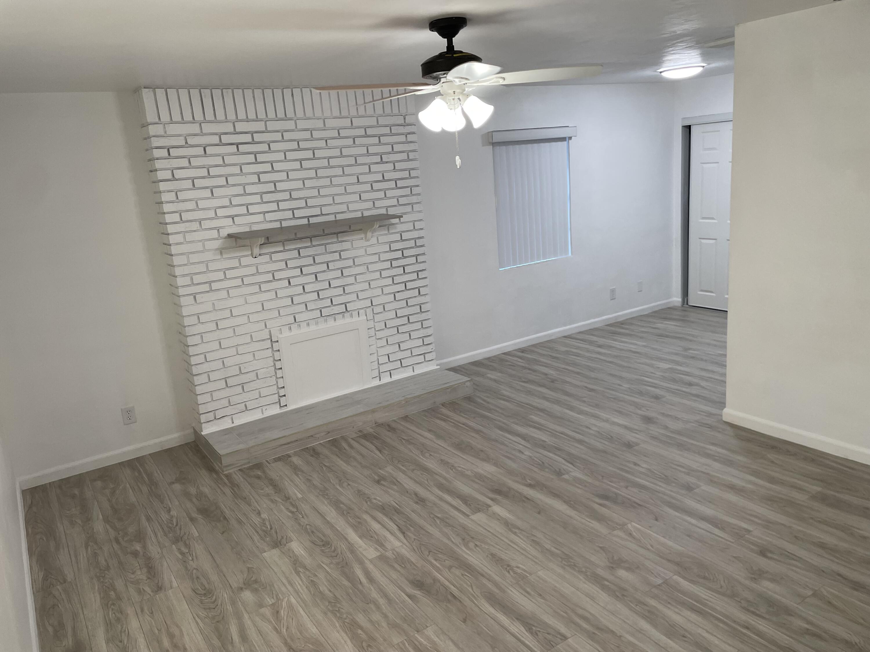 2336 Par Road West Palm Beach, FL 33409 - Photo 7 of 24 Living: Dining