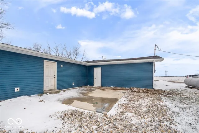$255,000 | 1819 North County Road 830 East, Michigantown, IN 46057