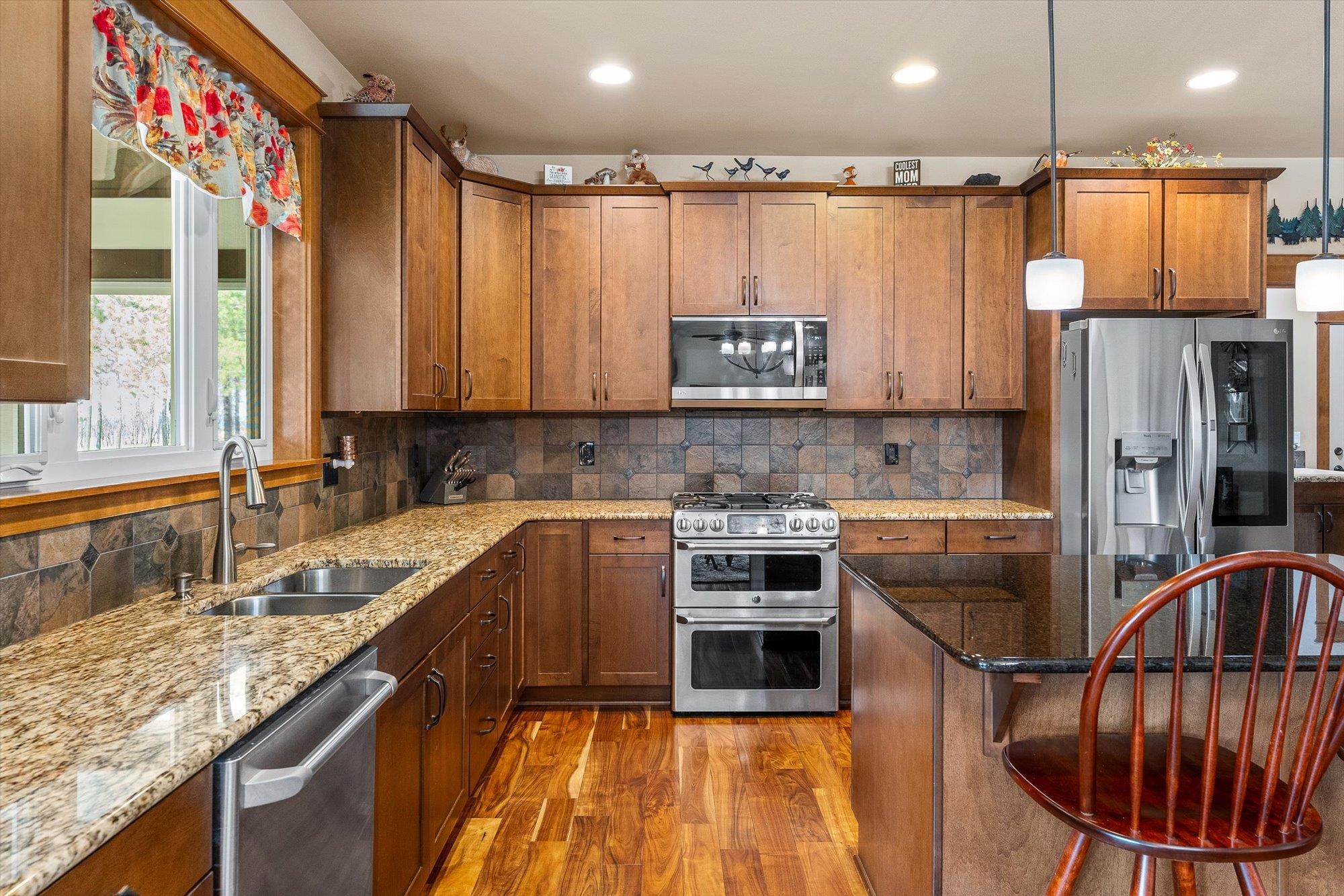 14021 East Nelson Road Elk, WA 99009 - Photo 11 of 50