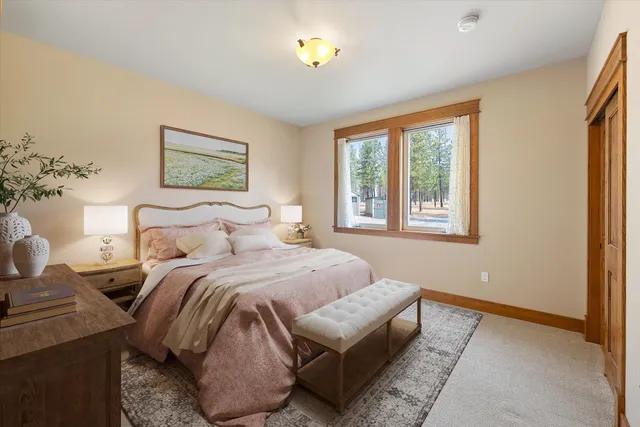 $1,100,000 | 14021 East Nelson Road, Elk, WA 99009