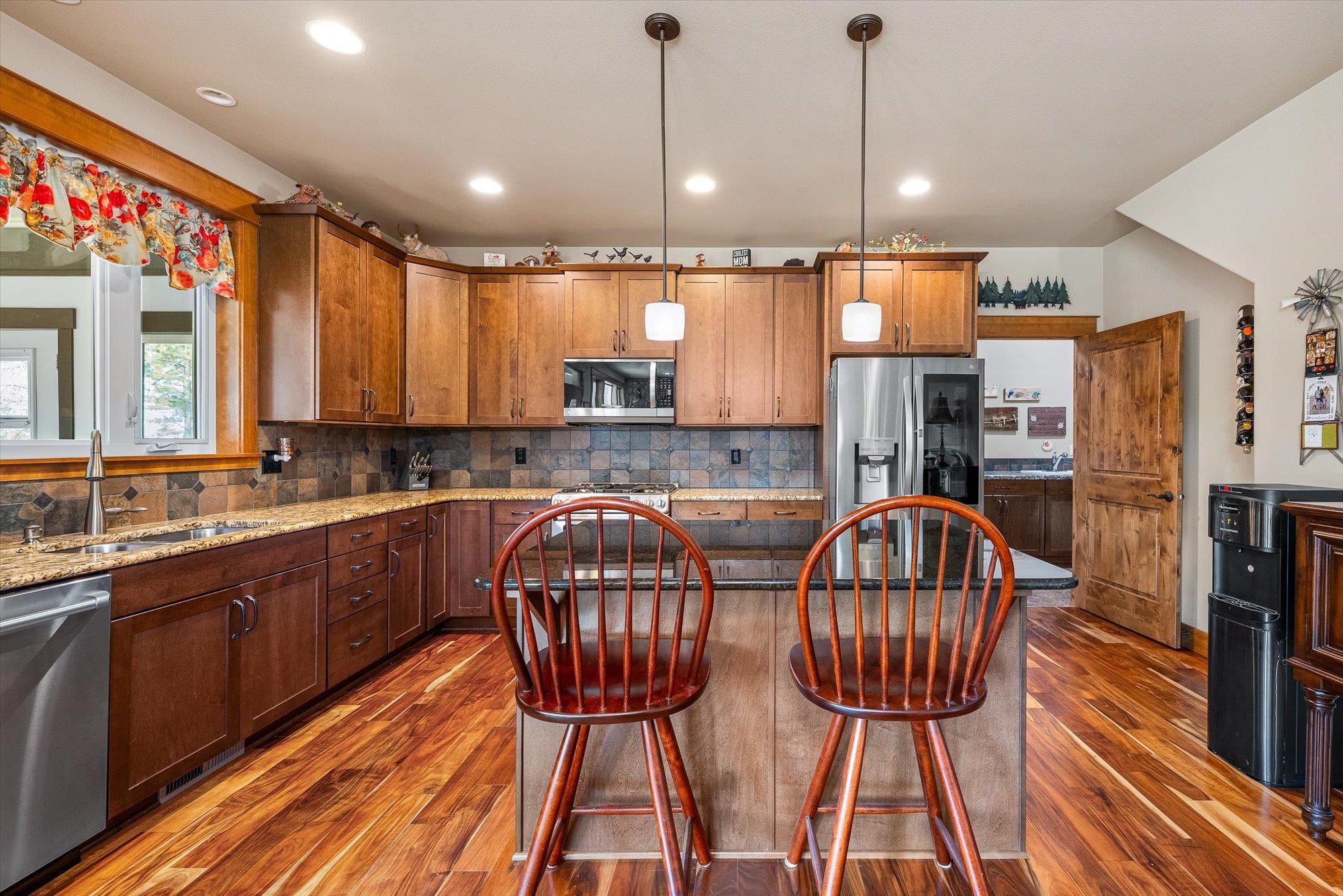 14021 East Nelson Road Elk, WA 99009 - Photo 9 of 50