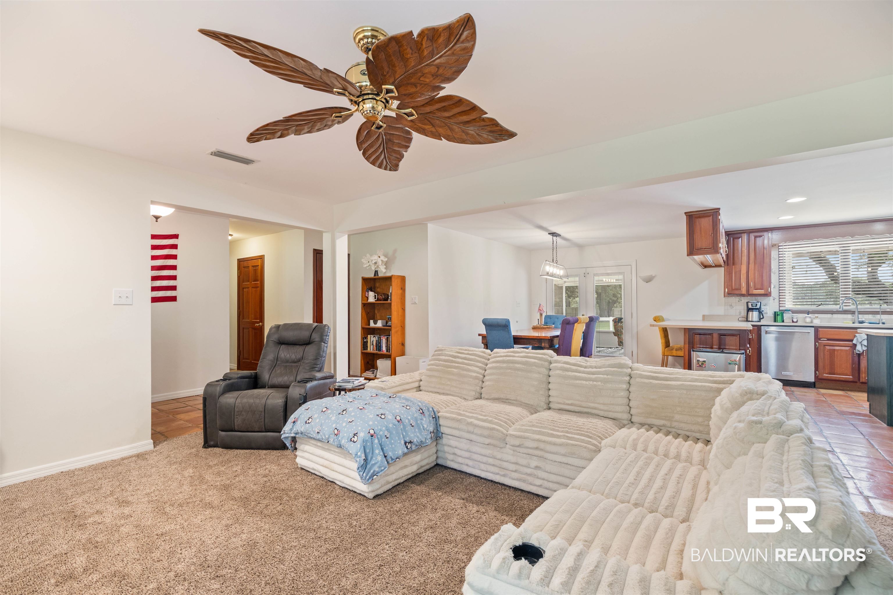 13677 Rebel Road Coden, AL 36523 - Photo 8 of 61 Living room