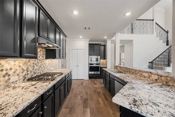 $3,500 | 19430 Canter Field Court, Tomball, TX 77377