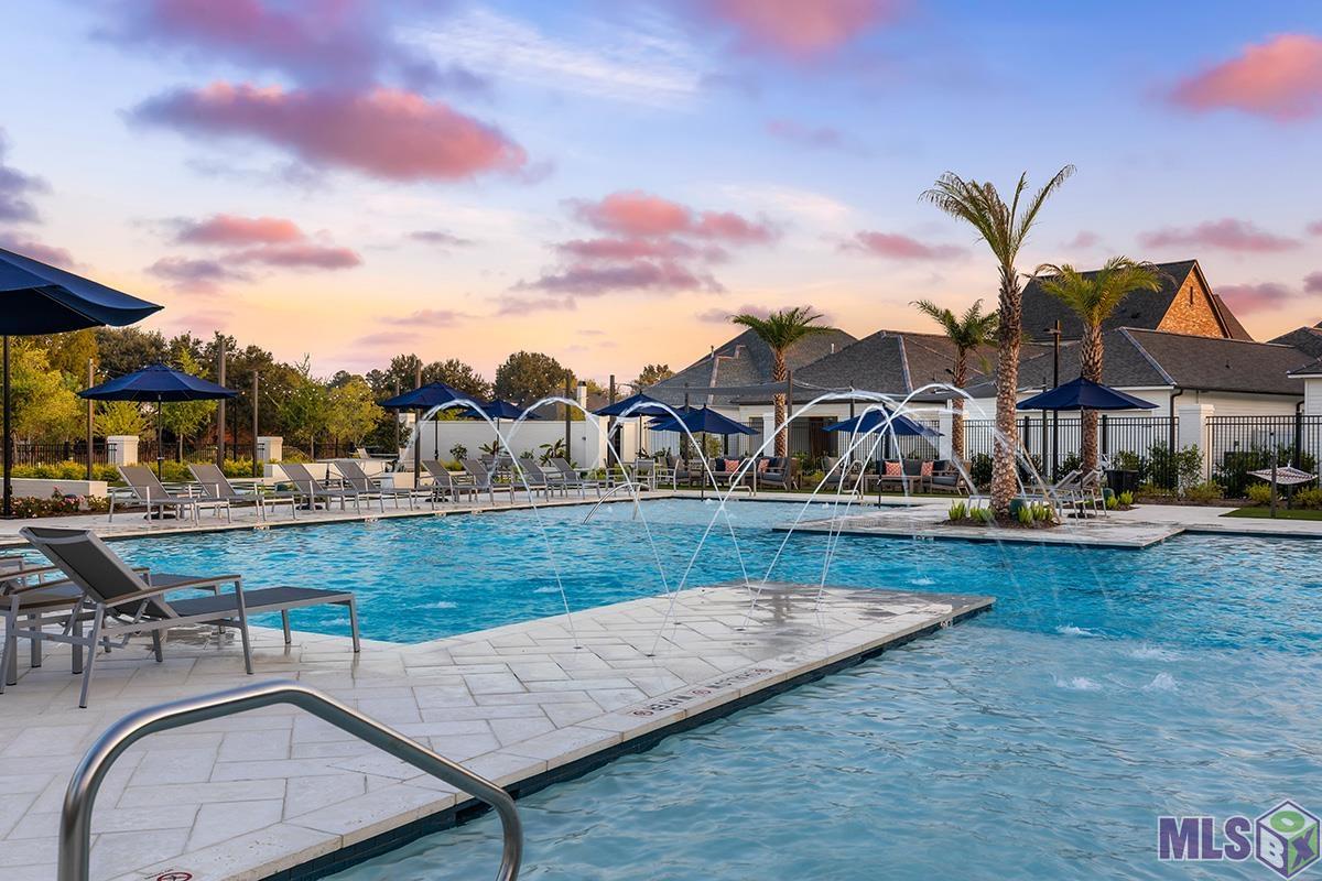 1726 Rue De Grand Baton Rouge, LA 70808 - Photo 34 of 40 Community Pool