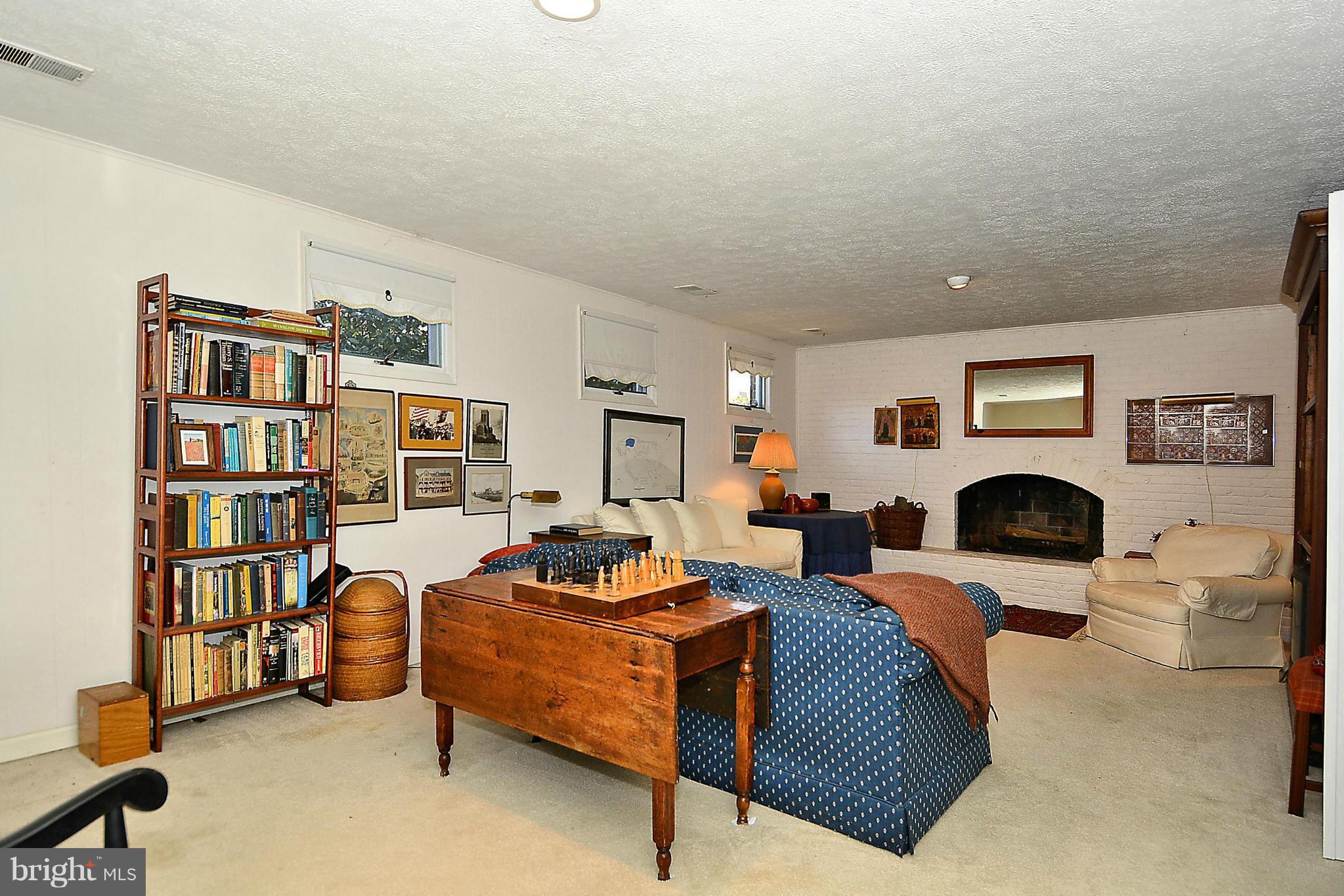 1218 Colonial Road McLean, VA 22101 - Photo 17 of 21 Rec Room