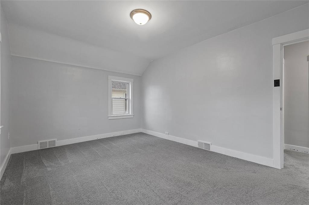 1809 Main Street Aliquippa, PA 15001 - Photo 18 of 24 an empty room with a window