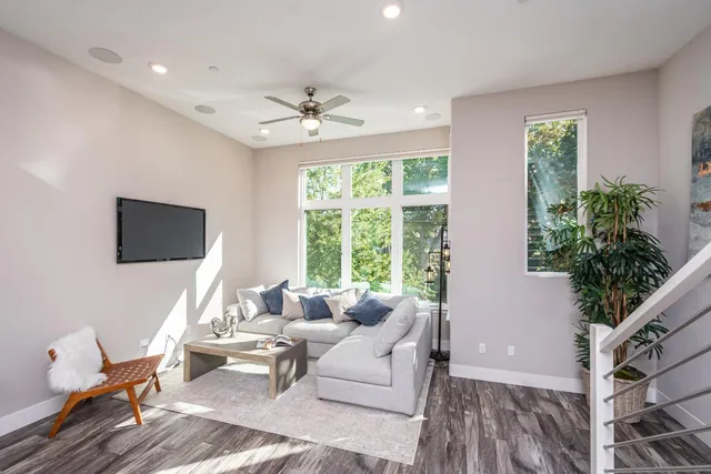 $935,000 | 1608 20th Street, Sacramento, CA 95811