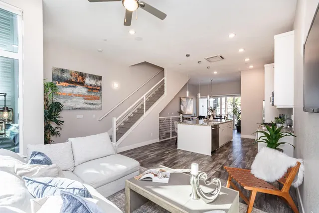 $935,000 | 1608 20th Street, Sacramento, CA 95811