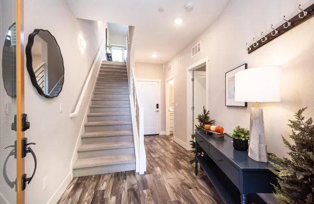 $935,000 | 1608 20th Street, Sacramento, CA 95811