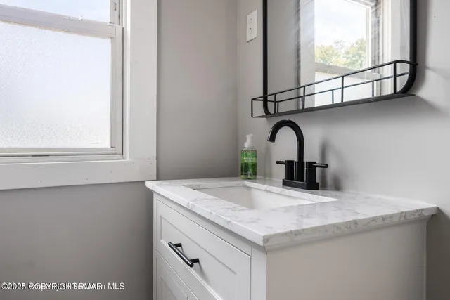 $249,900 | 97 Myers Street, Forty Fort, PA 18704