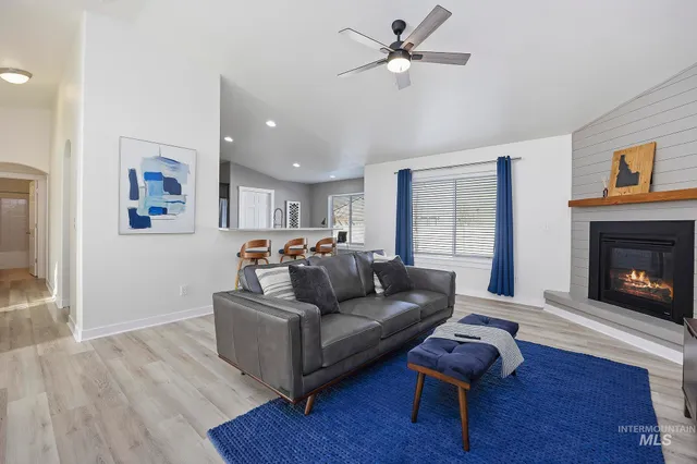 $490,000 | 234 Canyon Crest Drive West, Twin Falls, ID 83301