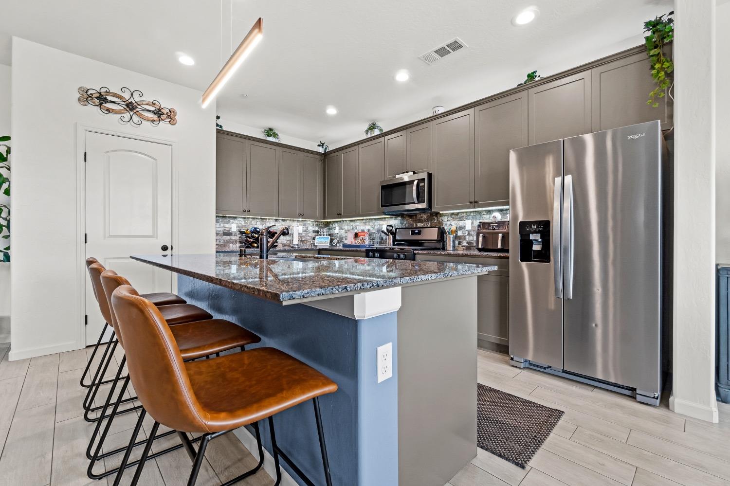 2591 Concord Avenue Reedley, CA 93654 - Photo 12 of 48 Gallery Image 12