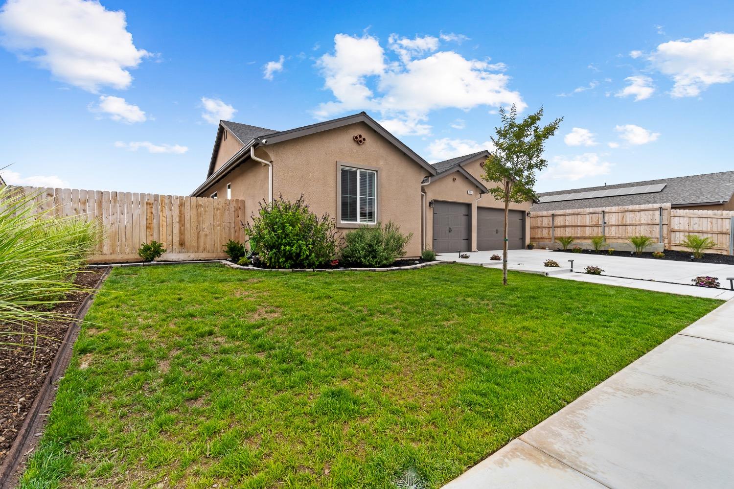 2591 Concord Avenue Reedley, CA 93654 - Photo 2 of 48 Gallery Image 2