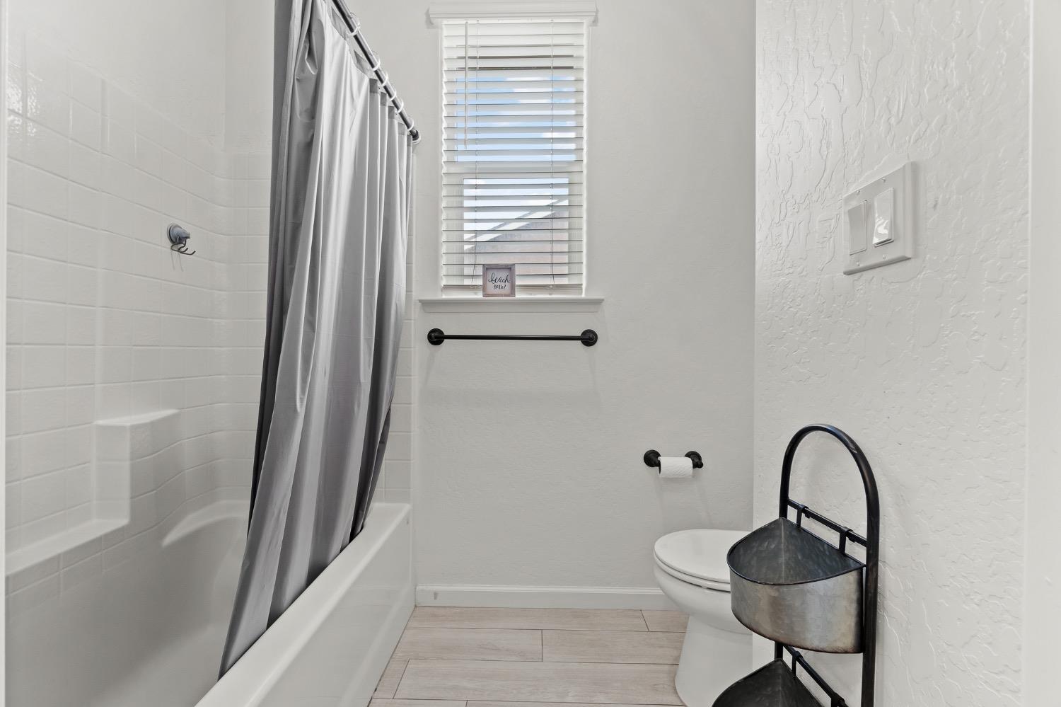 2591 Concord Avenue Reedley, CA 93654 - Photo 23 of 48 Gallery Image 23