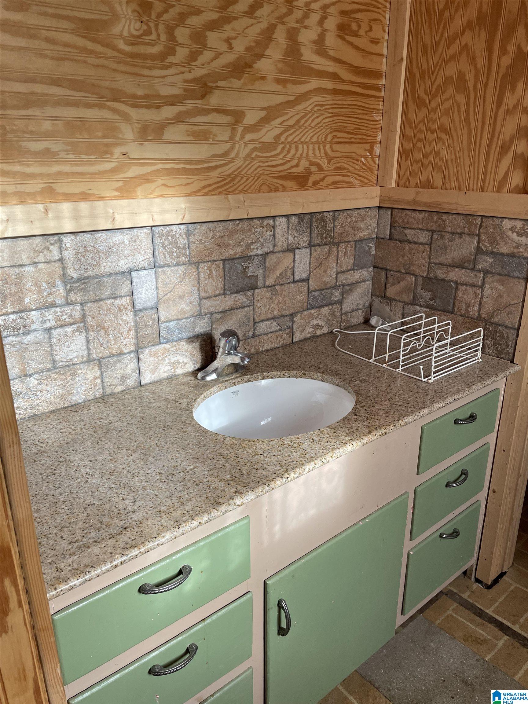 1828 Rocky Hollow Road Anniston, AL 36207 - Photo 23 of 35