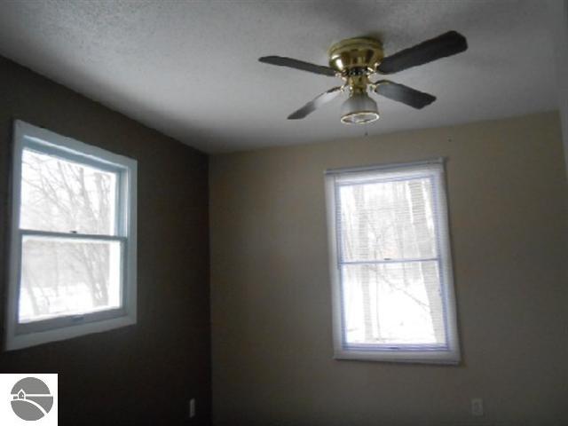 8485 East Baseline Road Mount Pleasant, MI 48858 - Photo 10 of 18 1743023-9.JPG