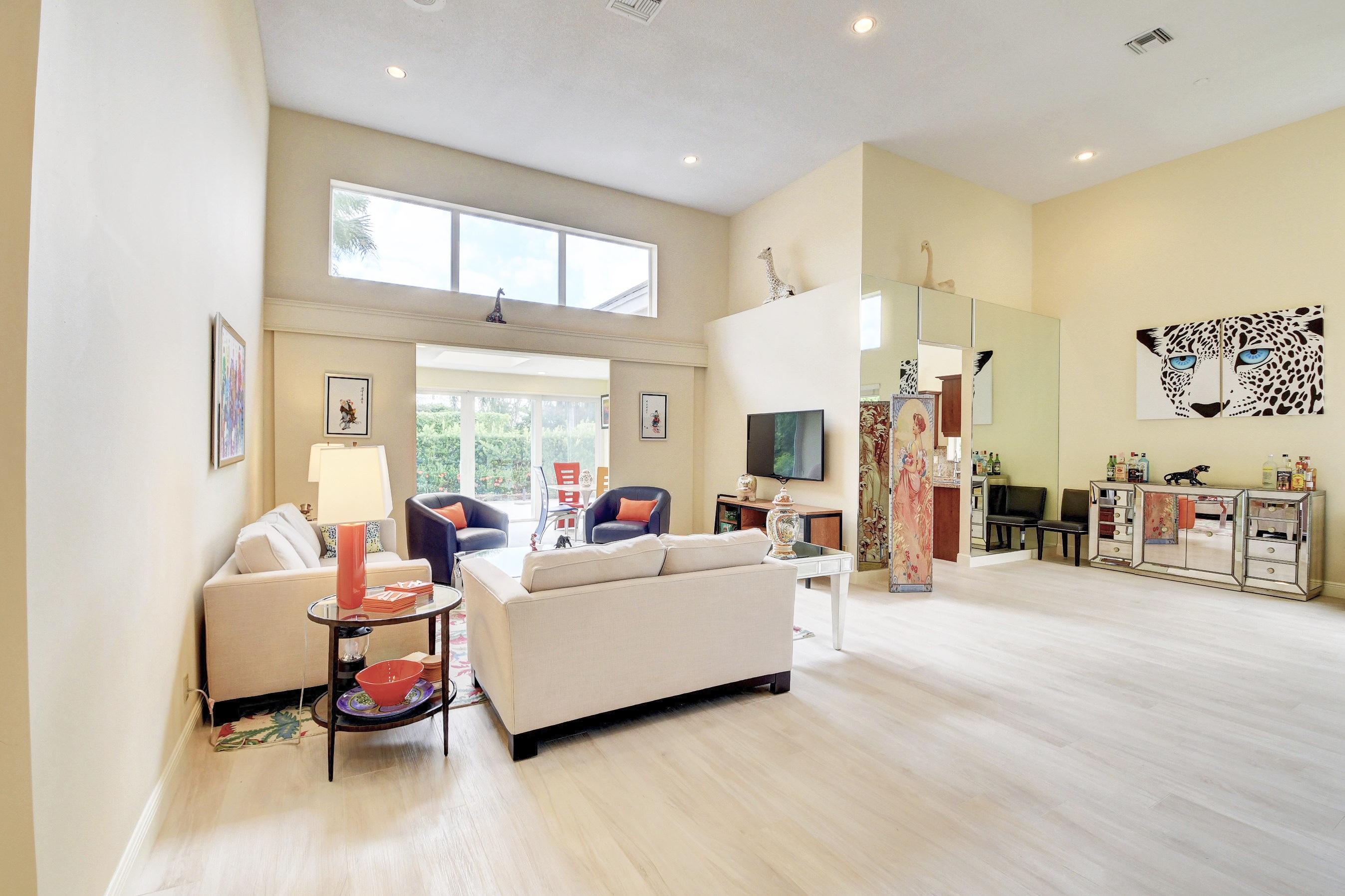 17281 Huntington Park Way Boca Raton, FL 33496 - Photo 15 of 34 Living Room