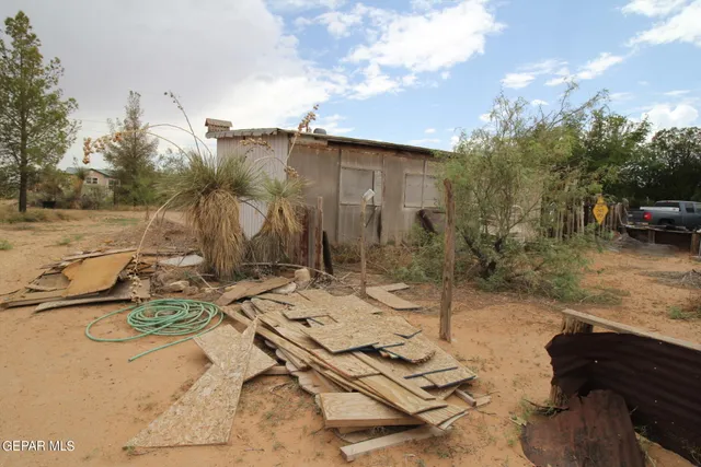 $140,000 | 856 Amador Drive, Chaparral, NM 88081