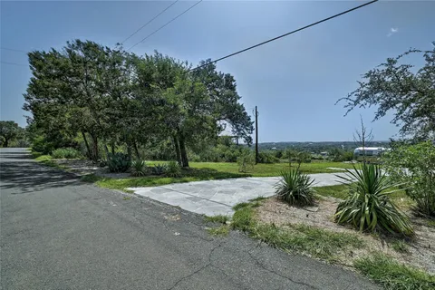 $299,000 | 25625 Pedernales Point Drive, Spicewood, TX 78669
